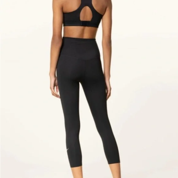 Nike Dri-FIT Alpha Womens High Support Padded Zip-Front L Sports Bra C-E Cup EUC - Picture 6 of 16